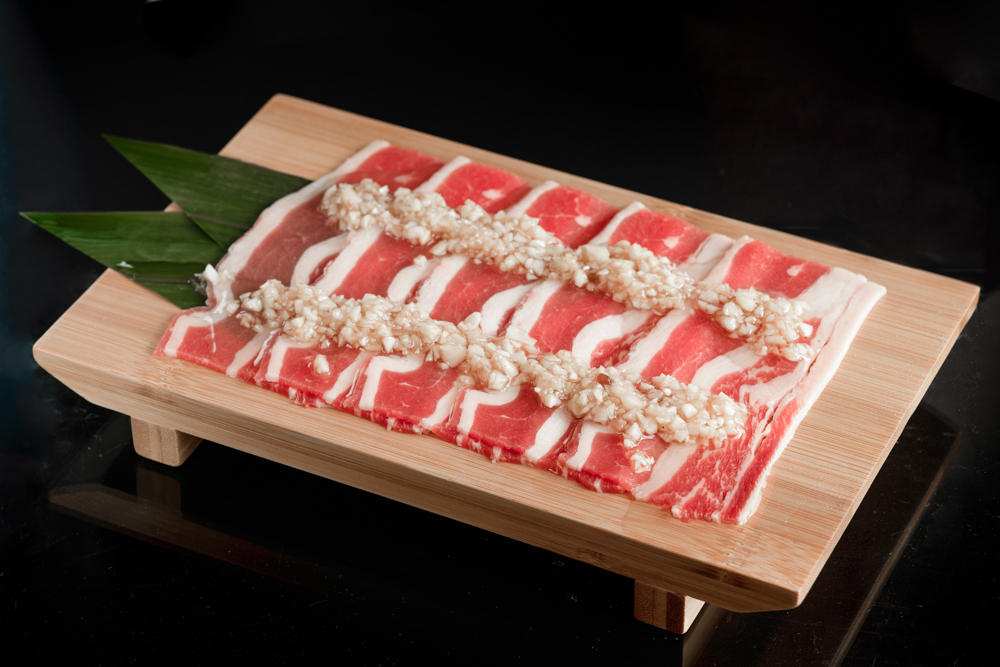 FALDA TERNERA ANGUS CON SALSA AJO